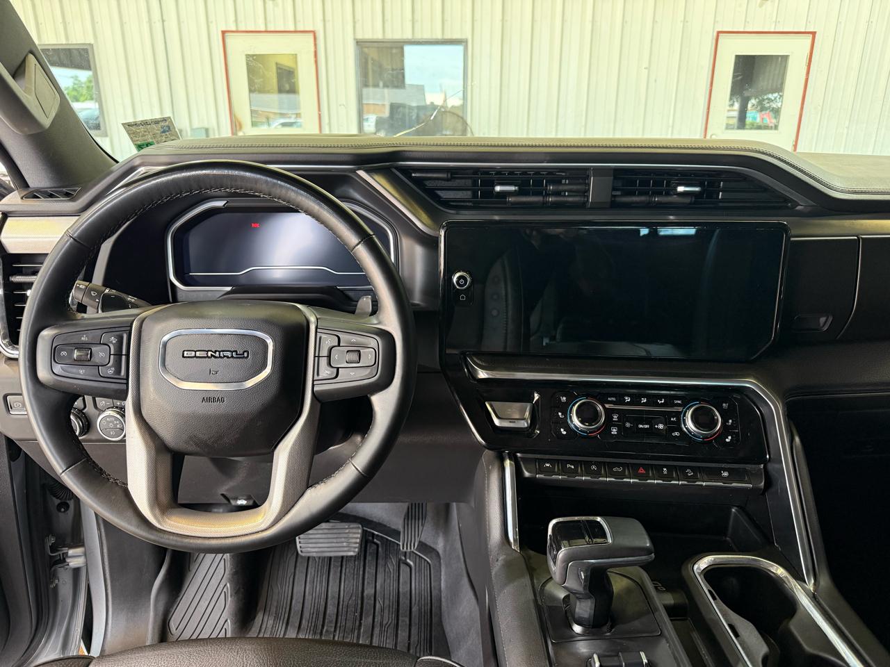 GMC Sierra 1500 Denali Crew Cab Short Box 4WD 2023