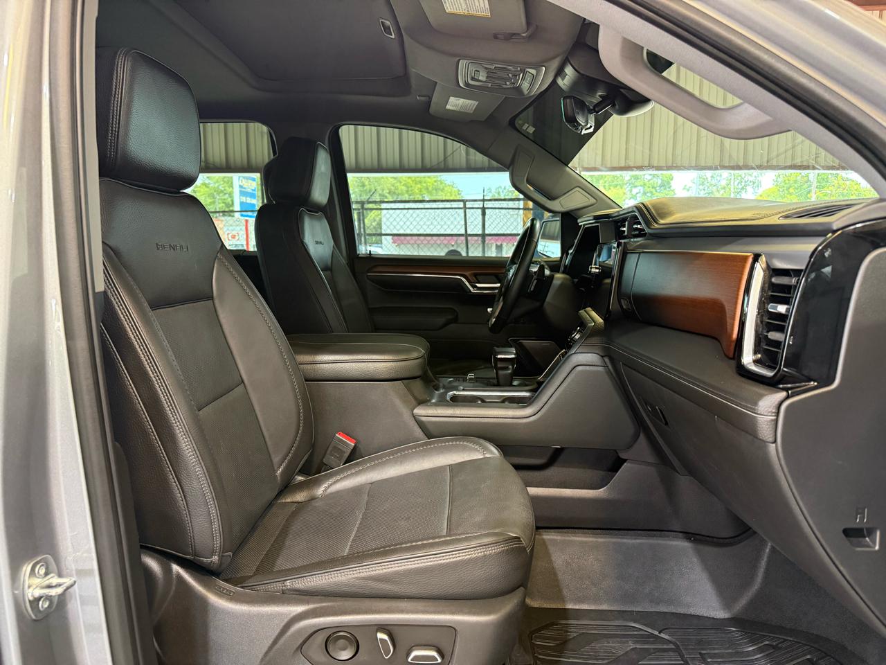 GMC Sierra 1500 Denali Crew Cab Short Box 4WD 2023