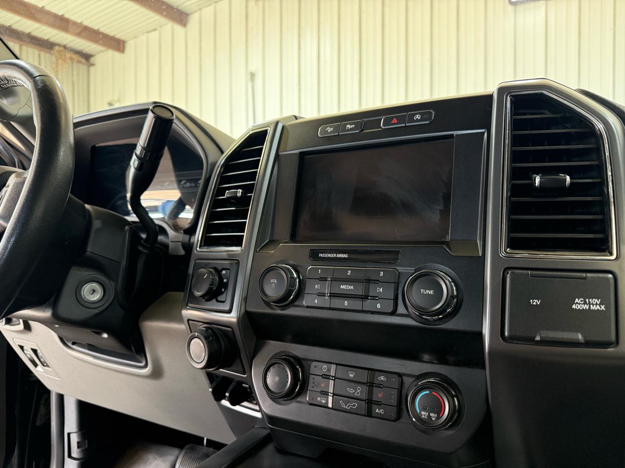 Ford F-150 XLT SuperCrew 4WD 2020