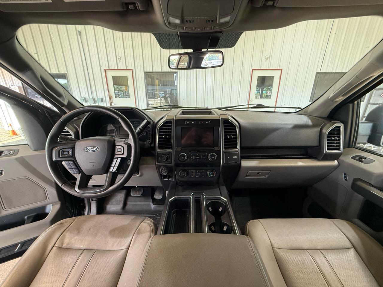 Ford F-150 XLT SuperCrew 4WD 2020