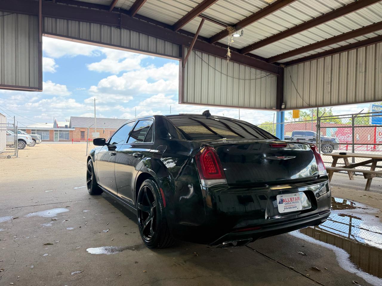 Chrysler 300 S V6 RWD 2021