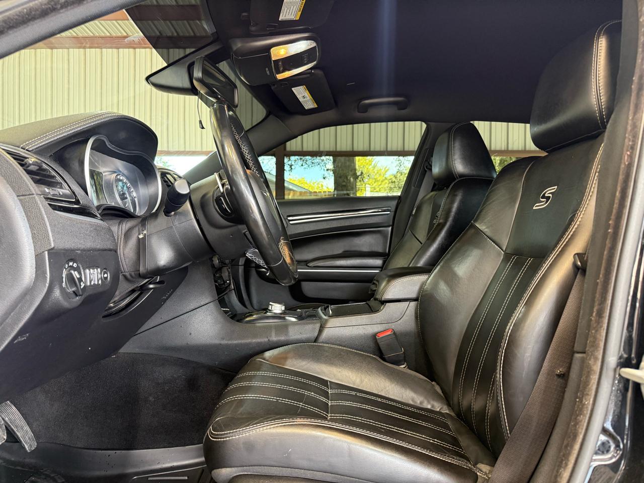 Chrysler 300 S V6 RWD 2021