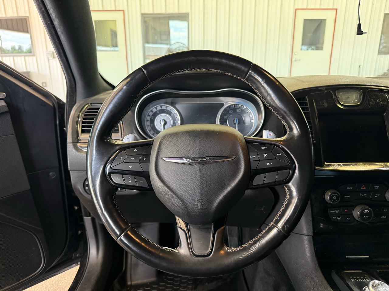 Chrysler 300 S V6 RWD 2021