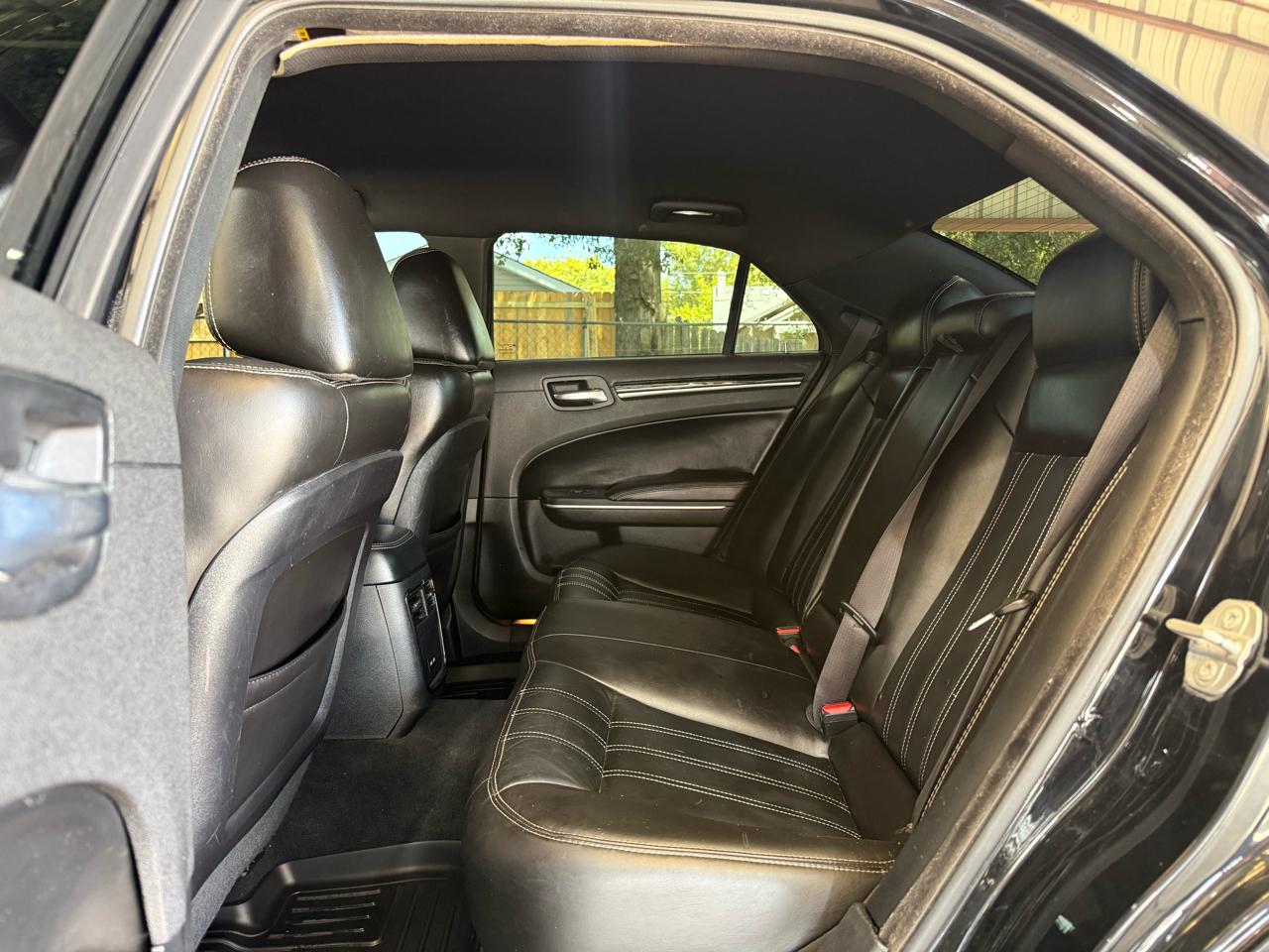 Chrysler 300 S V6 RWD 2021