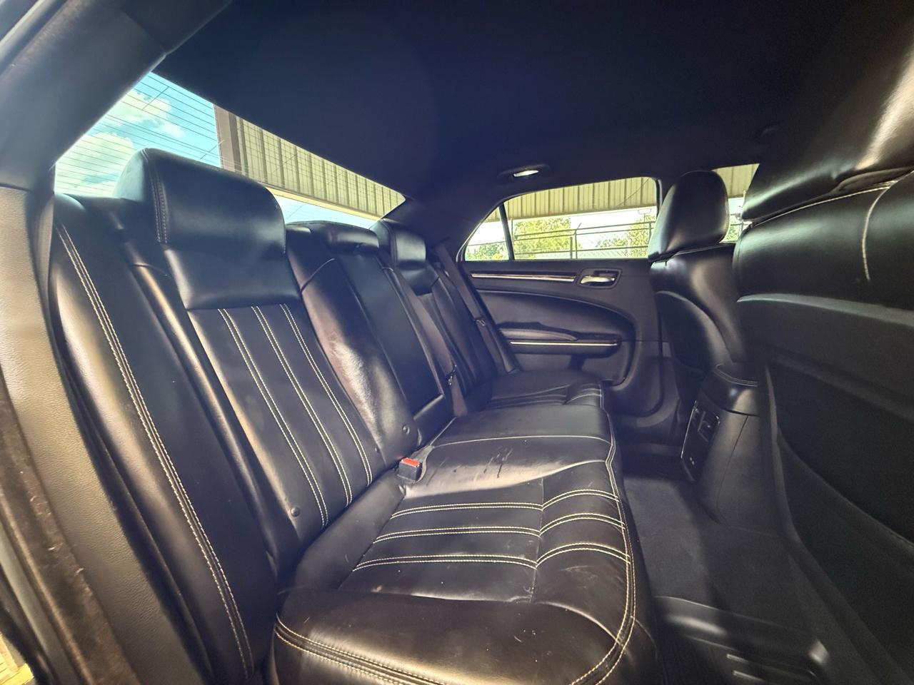 Chrysler 300 S V6 RWD 2021