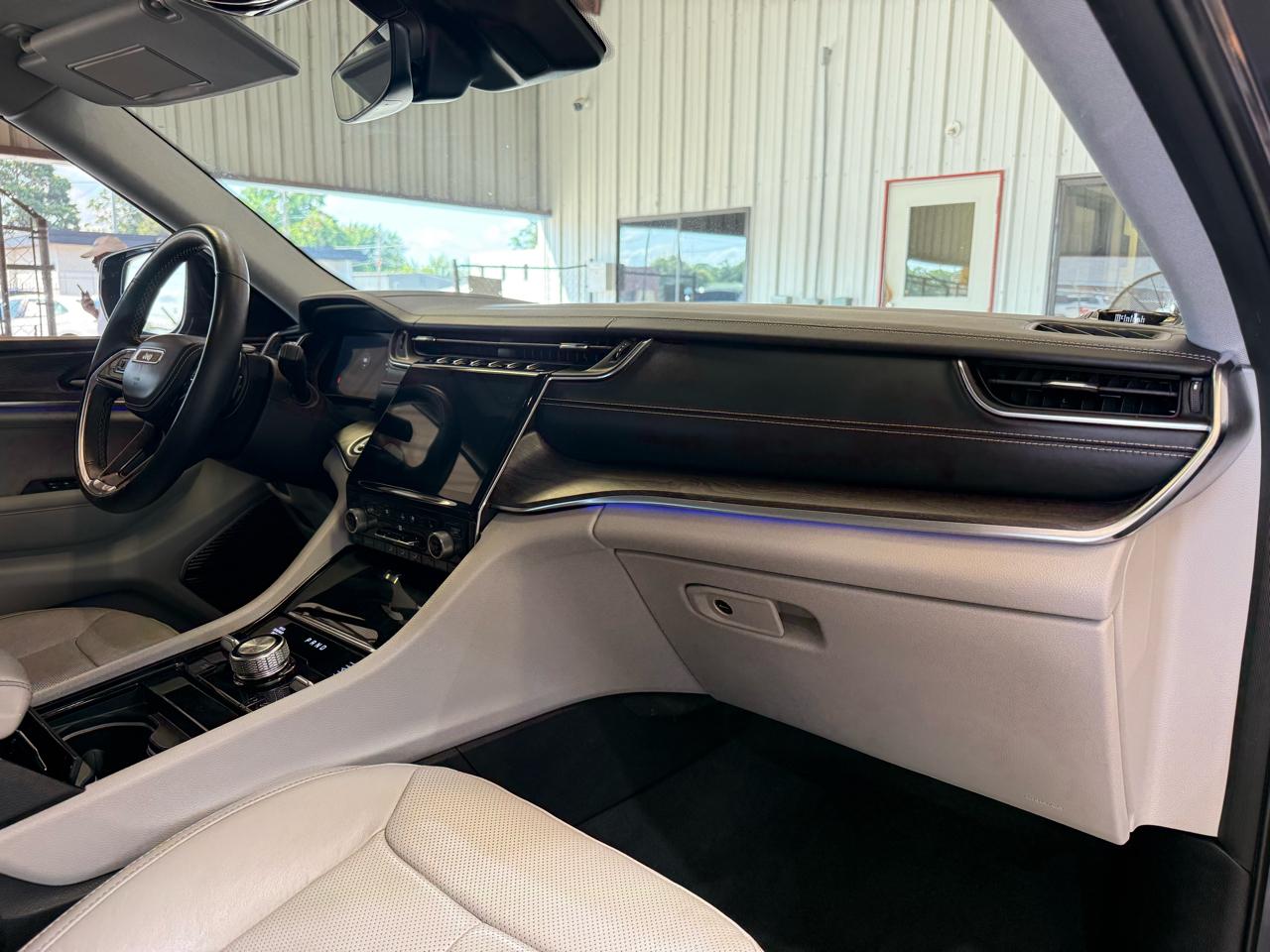 Jeep Grand Cherokee Overland 4WD 2022