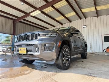 2022 Jeep Grand Cherokee Overland 4WD