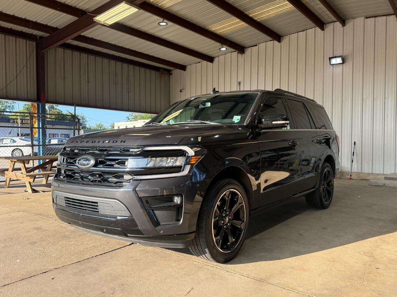 Ford Expedition  2022