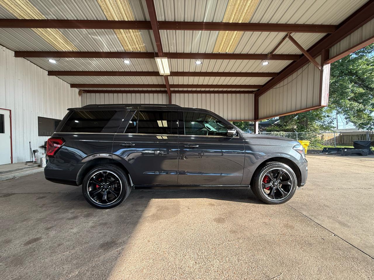 Ford Expedition  2022