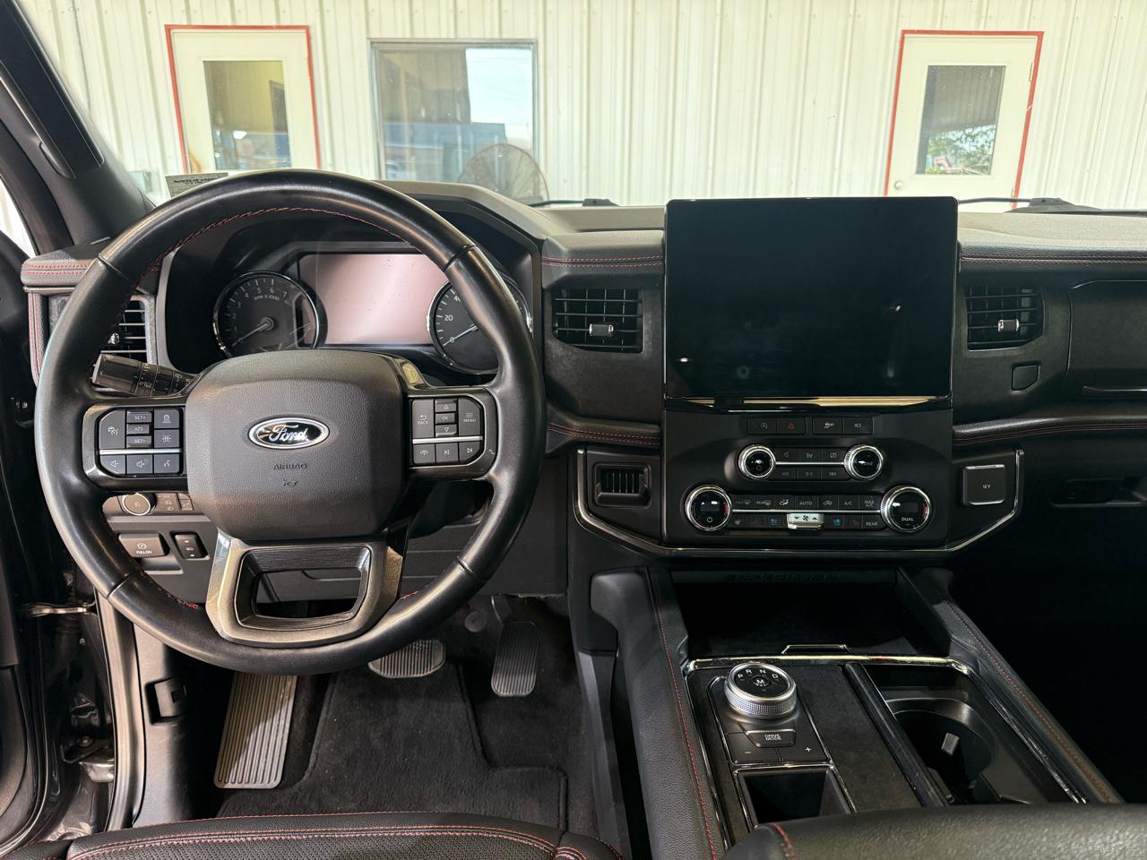 Ford Expedition  2022