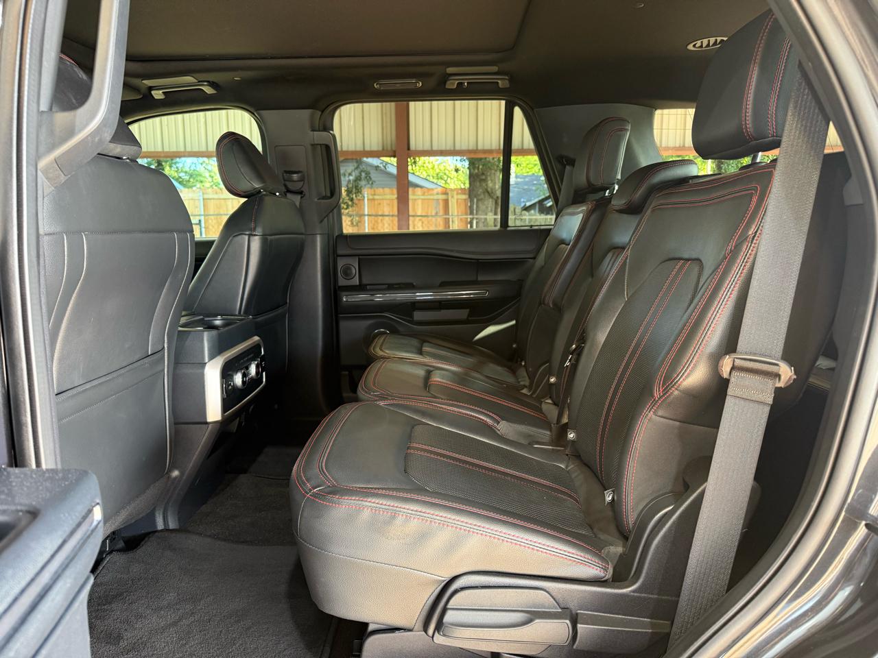 Ford Expedition  2022