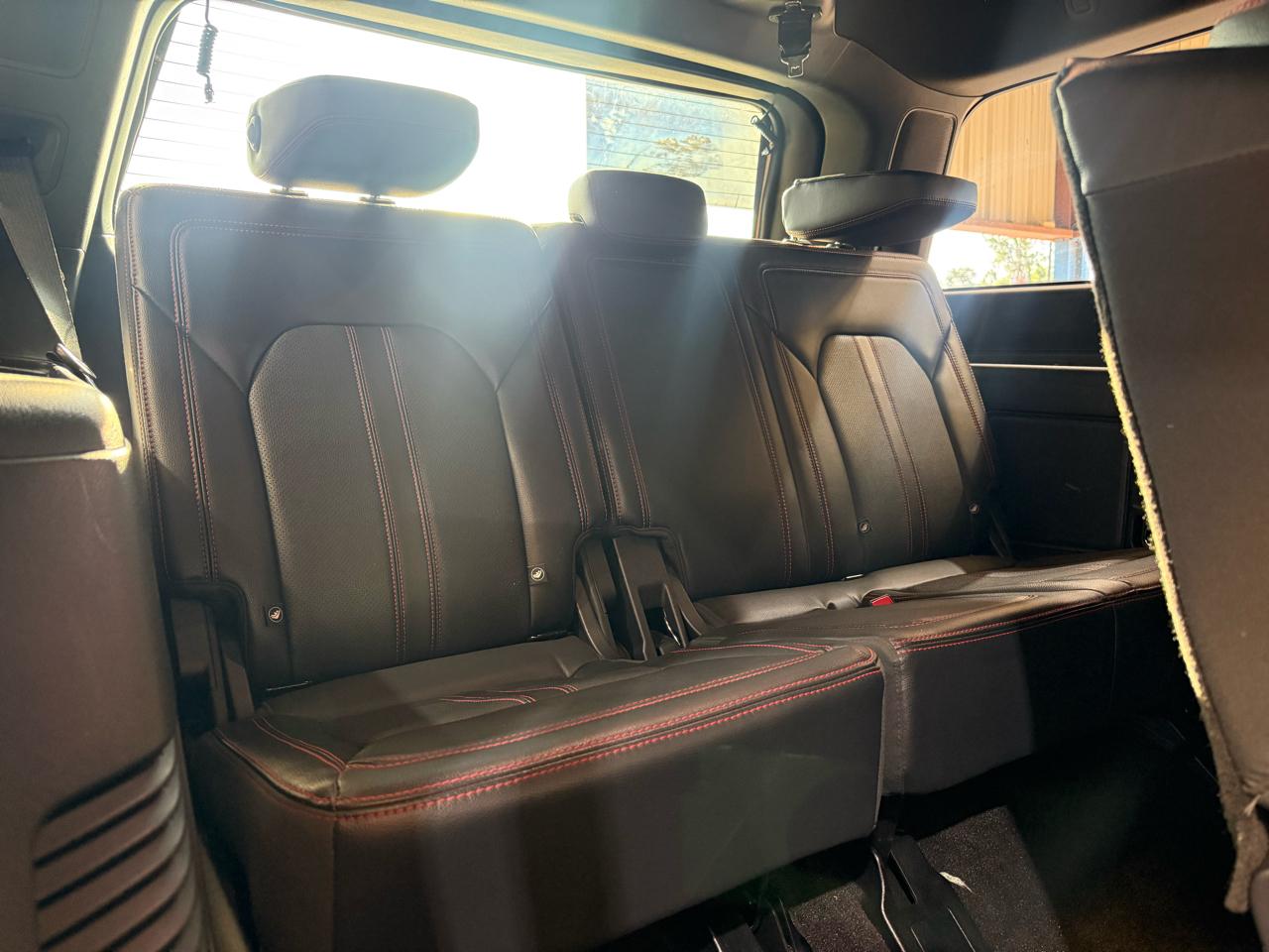 Ford Expedition  2022