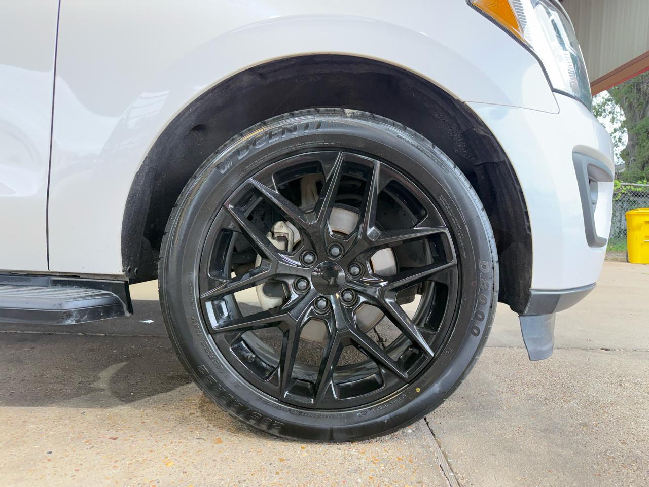 Ford Expedition XLT 2WD 2019
