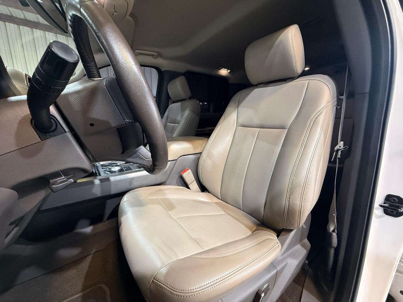 Ford Expedition XLT 2WD 2019
