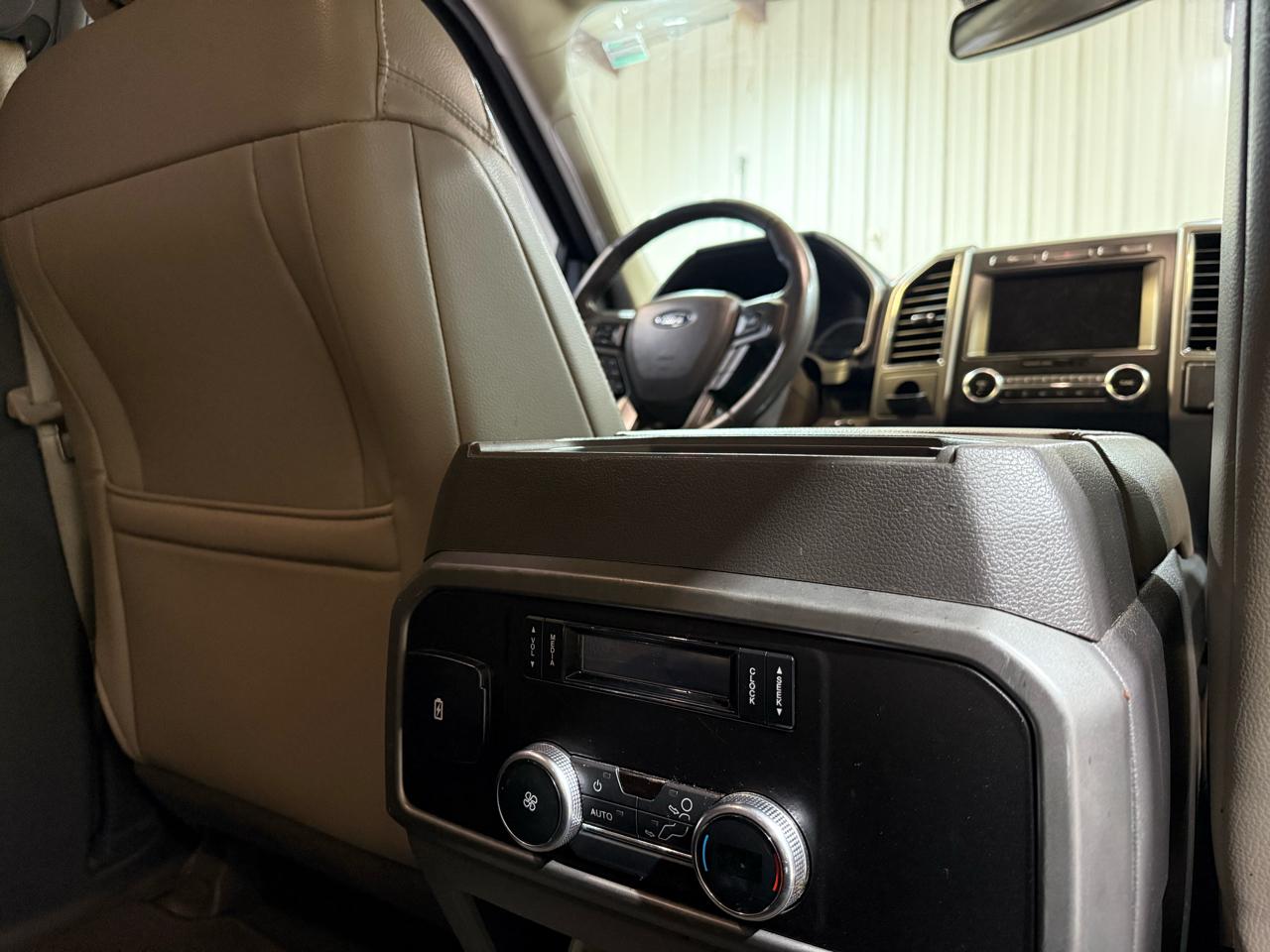 Ford Expedition XLT 2WD 2019