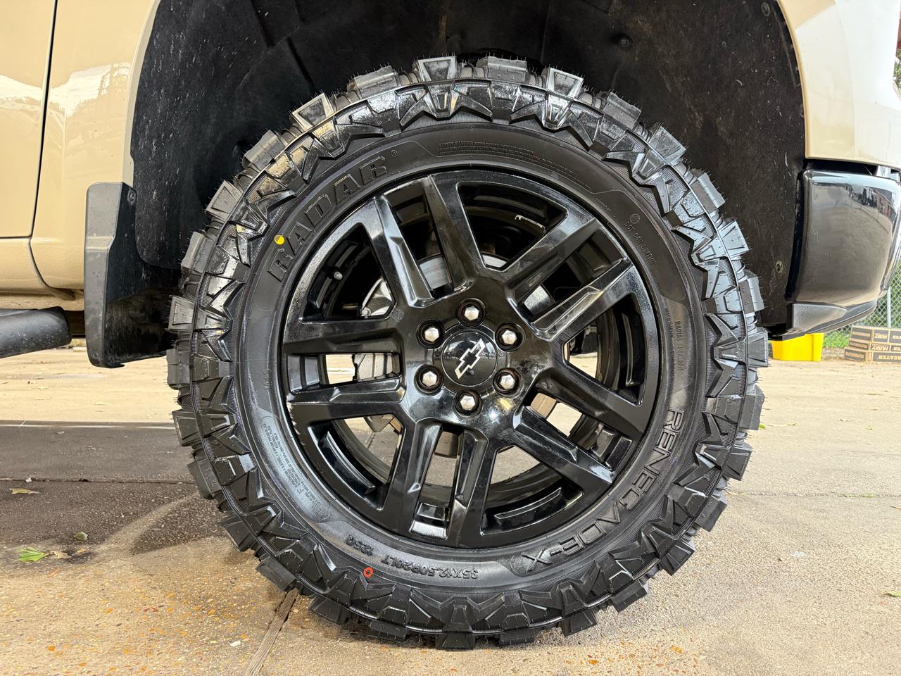 2022 Chevrolet Silverado 1500 LT Trail Boss - Photo 8
