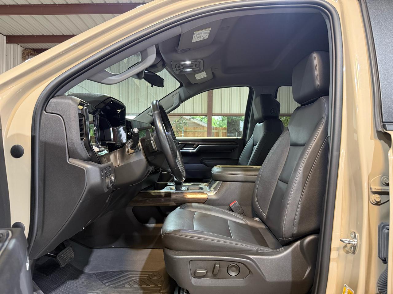2022 Chevrolet Silverado 1500 LT Trail Boss - Photo 10