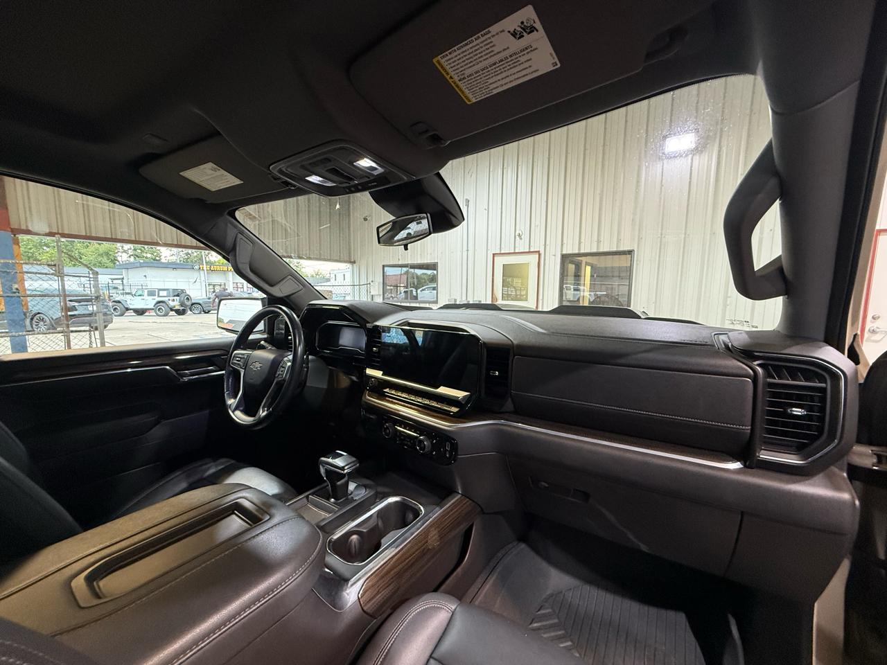 2022 Chevrolet Silverado 1500 LT Trail Boss - Photo 23