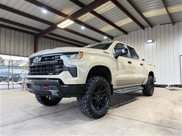 2022 Chevrolet Silverado 1500 Trail Boss LT Crew Cab 4WD