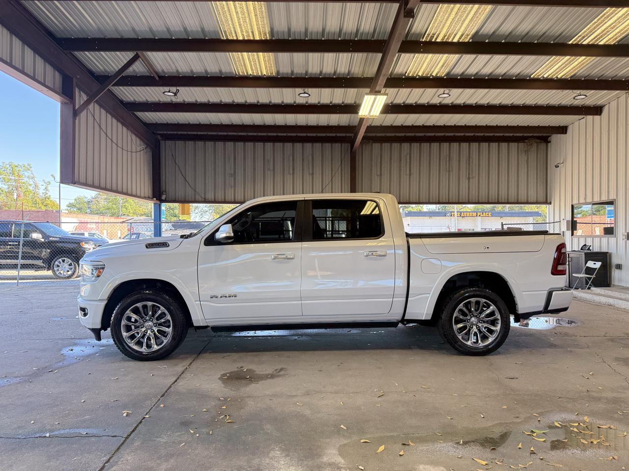 RAM 1500 Laramie Crew Cab SWB 2WD 2022