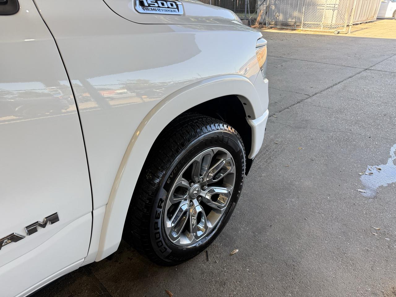 RAM 1500 Laramie Crew Cab SWB 2WD 2022