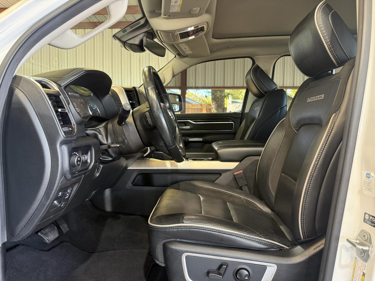 RAM 1500 Laramie Crew Cab SWB 2WD 2022