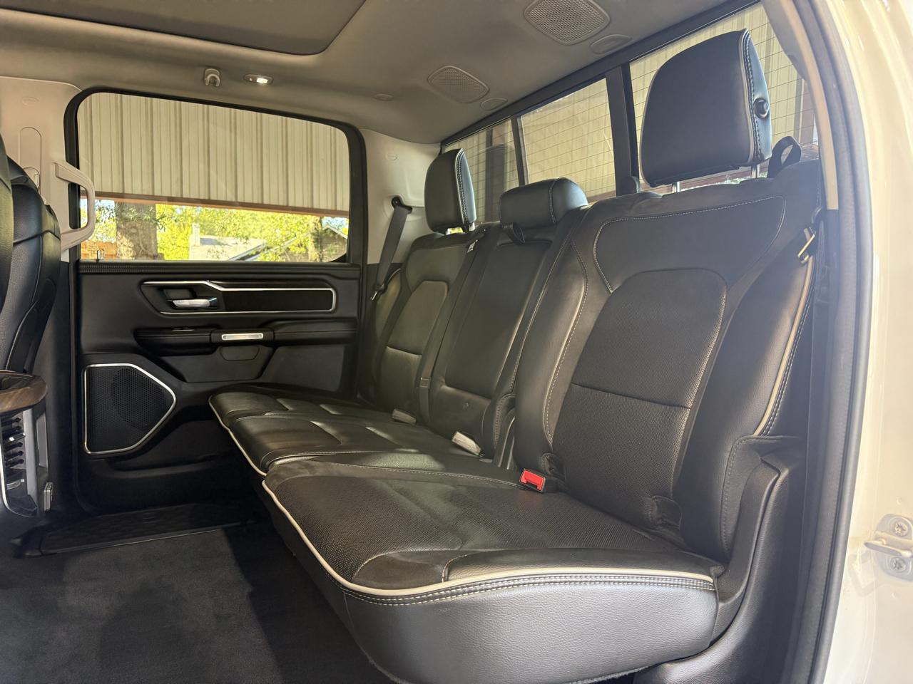 RAM 1500 Laramie Crew Cab SWB 2WD 2022