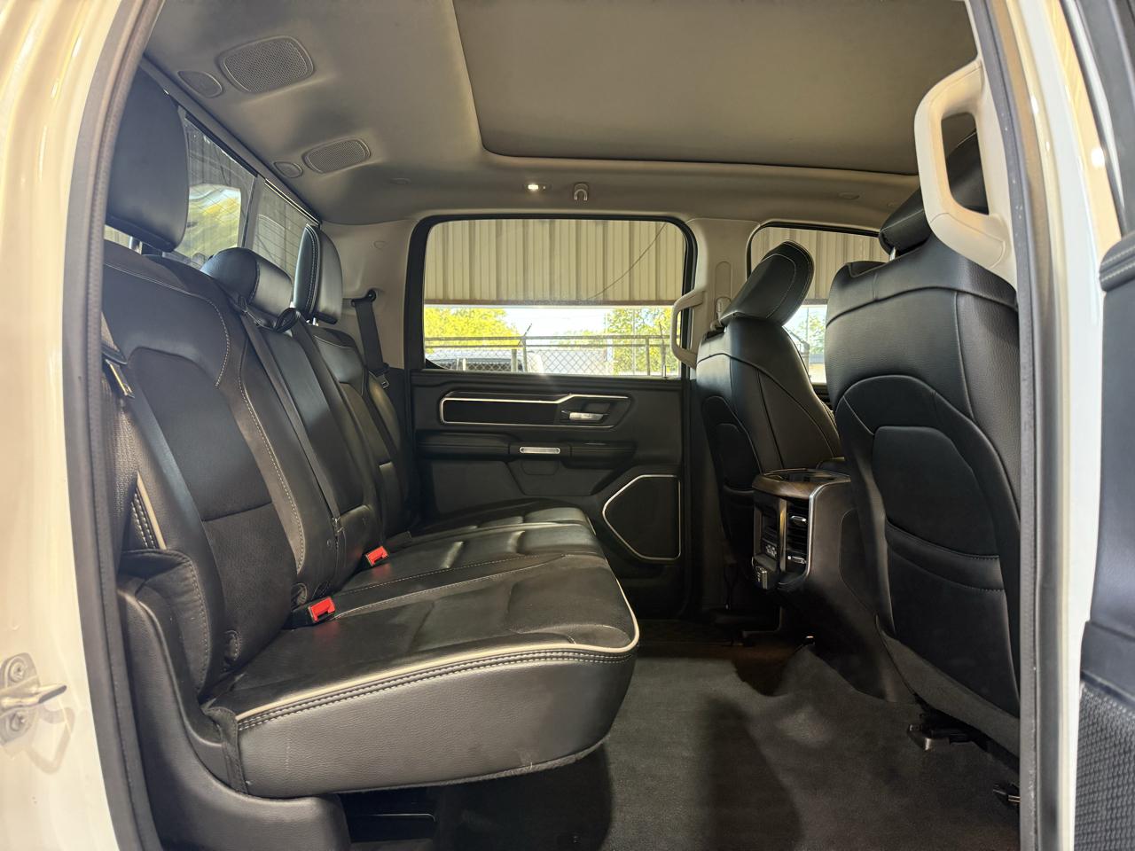 RAM 1500 Laramie Crew Cab SWB 2WD 2022