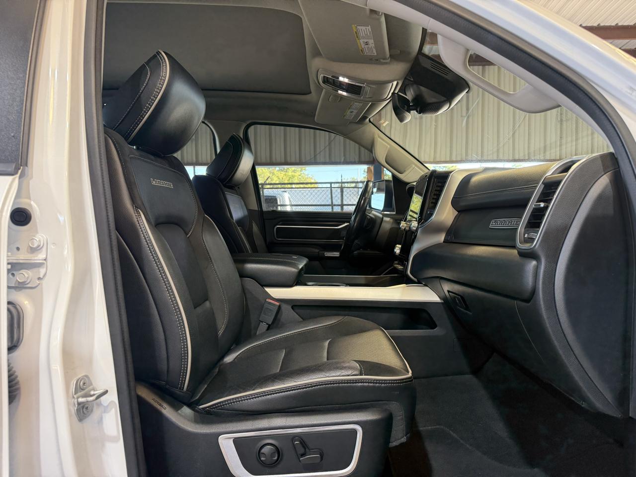 RAM 1500 Laramie Crew Cab SWB 2WD 2022