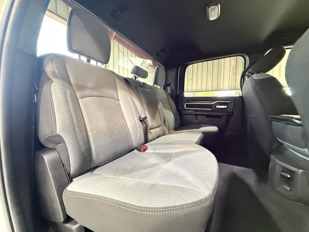 RAM 2500 Big Horn 4x4 Crew Cab 6'4" Box 2024