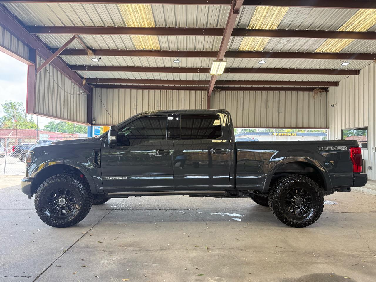 Ford F-250 SD Lariat Crew Cab 4WD 2021