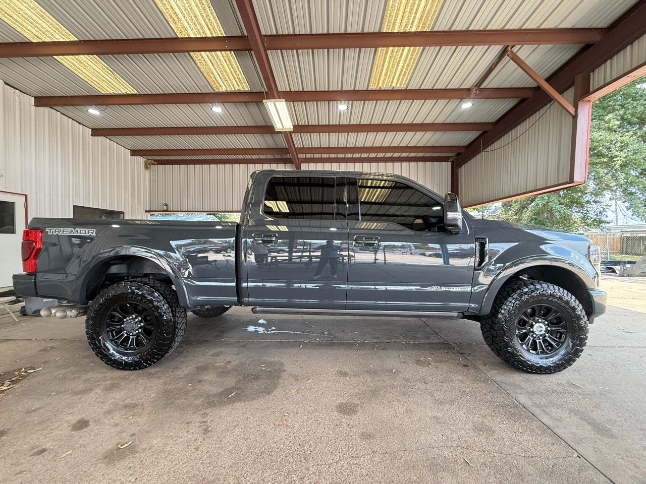 Ford F-250 SD Lariat Crew Cab 4WD 2021