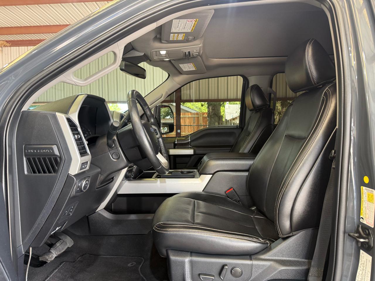 Ford F-250 SD Lariat Crew Cab 4WD 2021