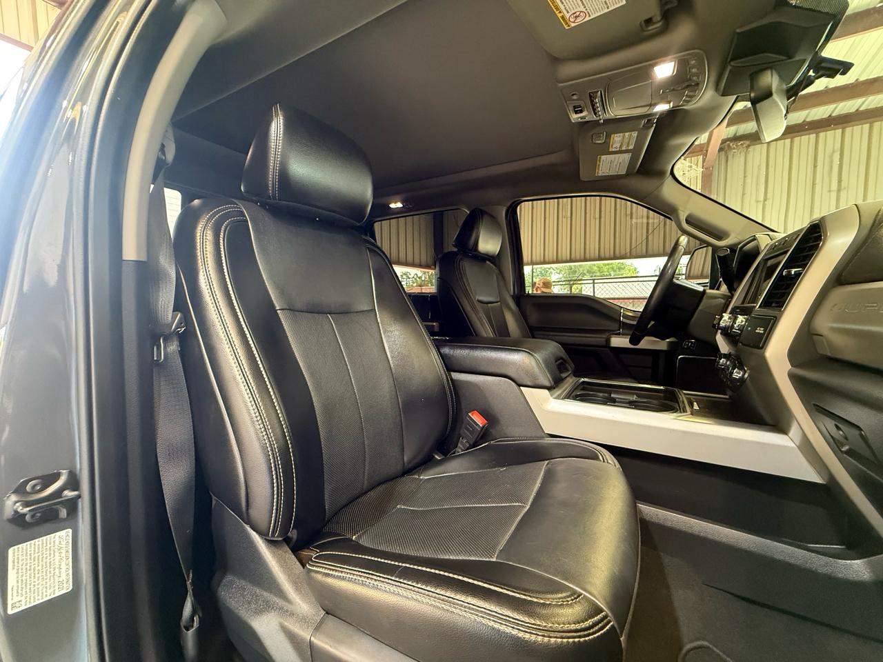 Ford F-250 SD Lariat Crew Cab 4WD 2021