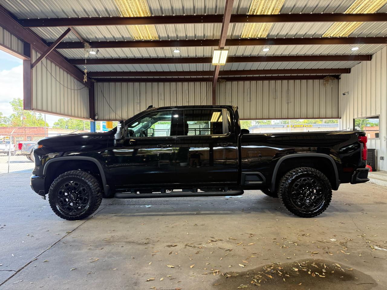 Chevrolet Silverado 2500HD LTZ Crew Cab Short Box 4WD 2024