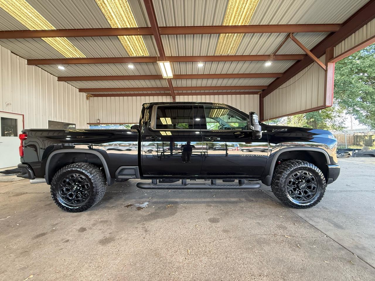 Chevrolet Silverado 2500HD LTZ Crew Cab Short Box 4WD 2024