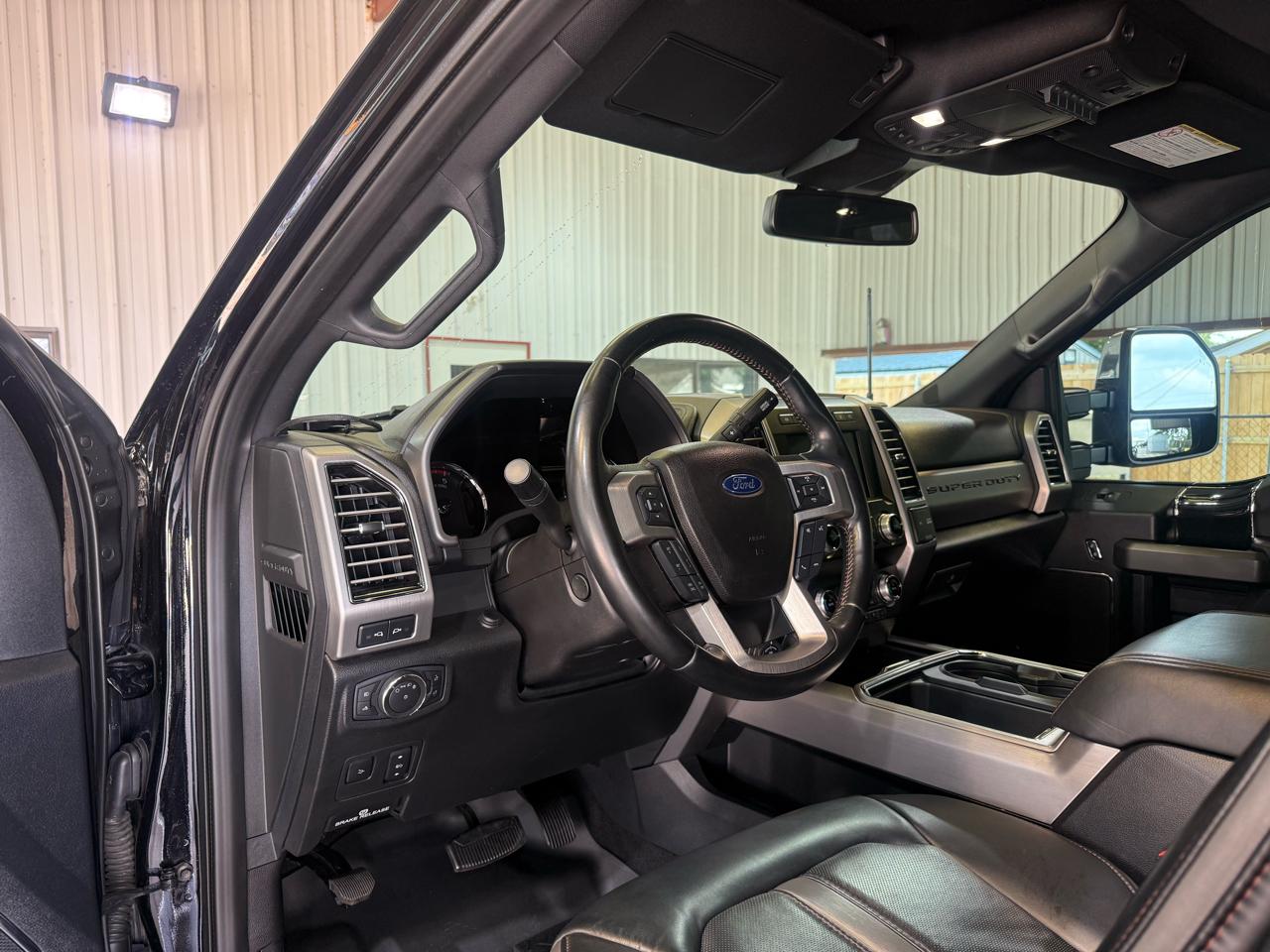 Ford F-250 SD Platinum Crew Cab 4WD 2020