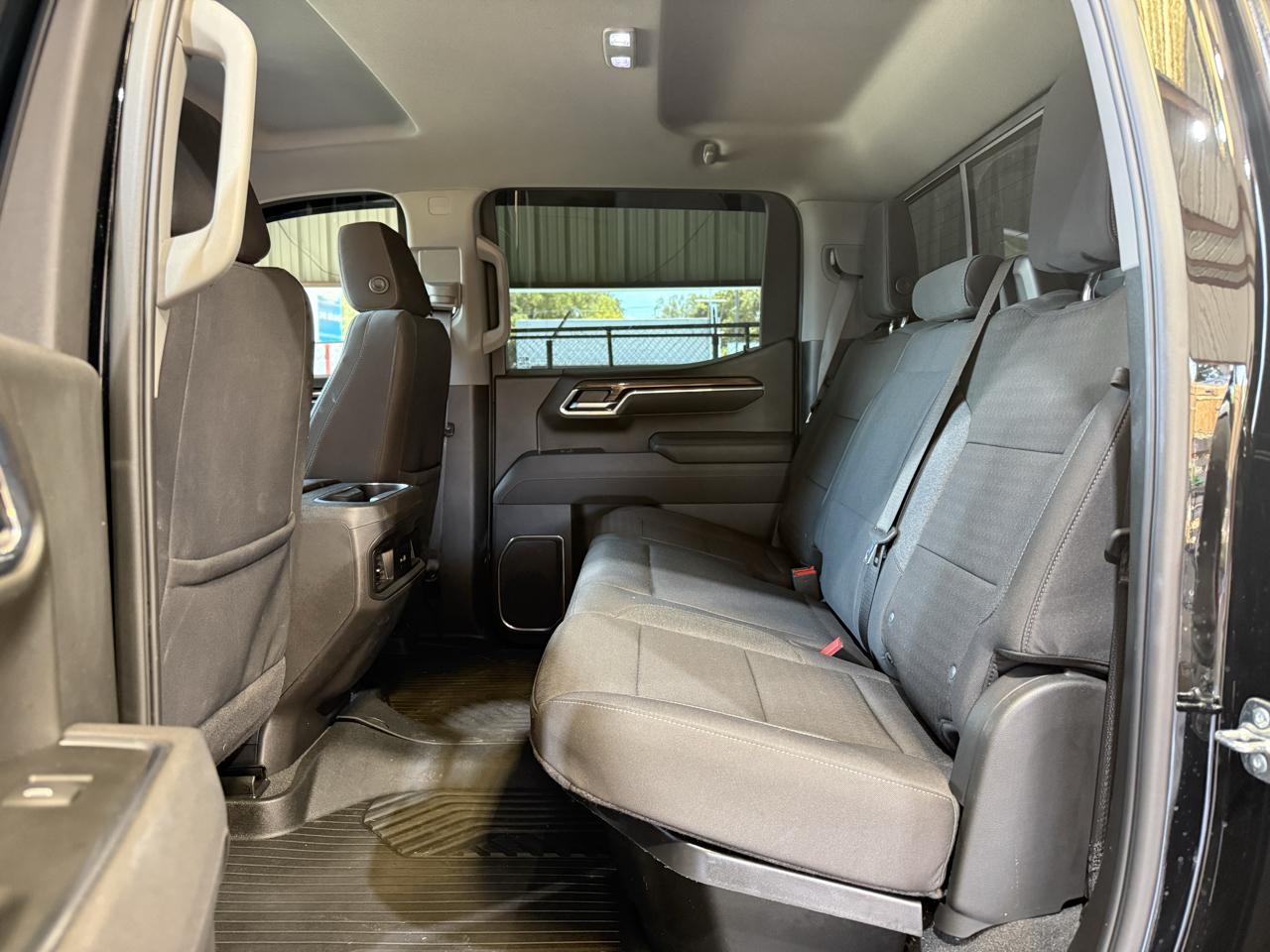 Chevrolet Silverado 1500 Trail Boss LT Crew Cab 4WD 2025