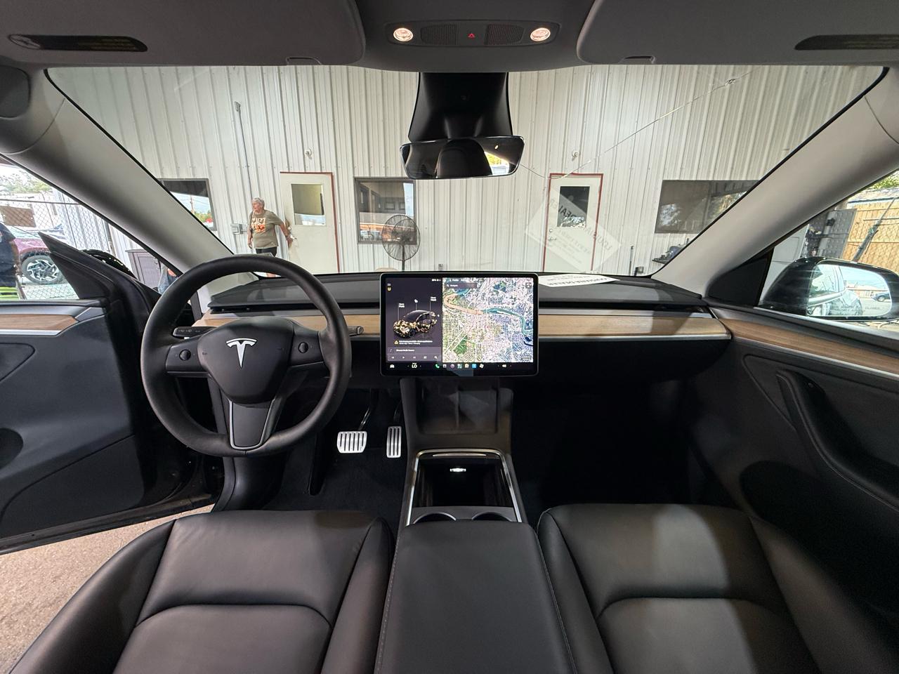 Tesla Model Y Performance 2025