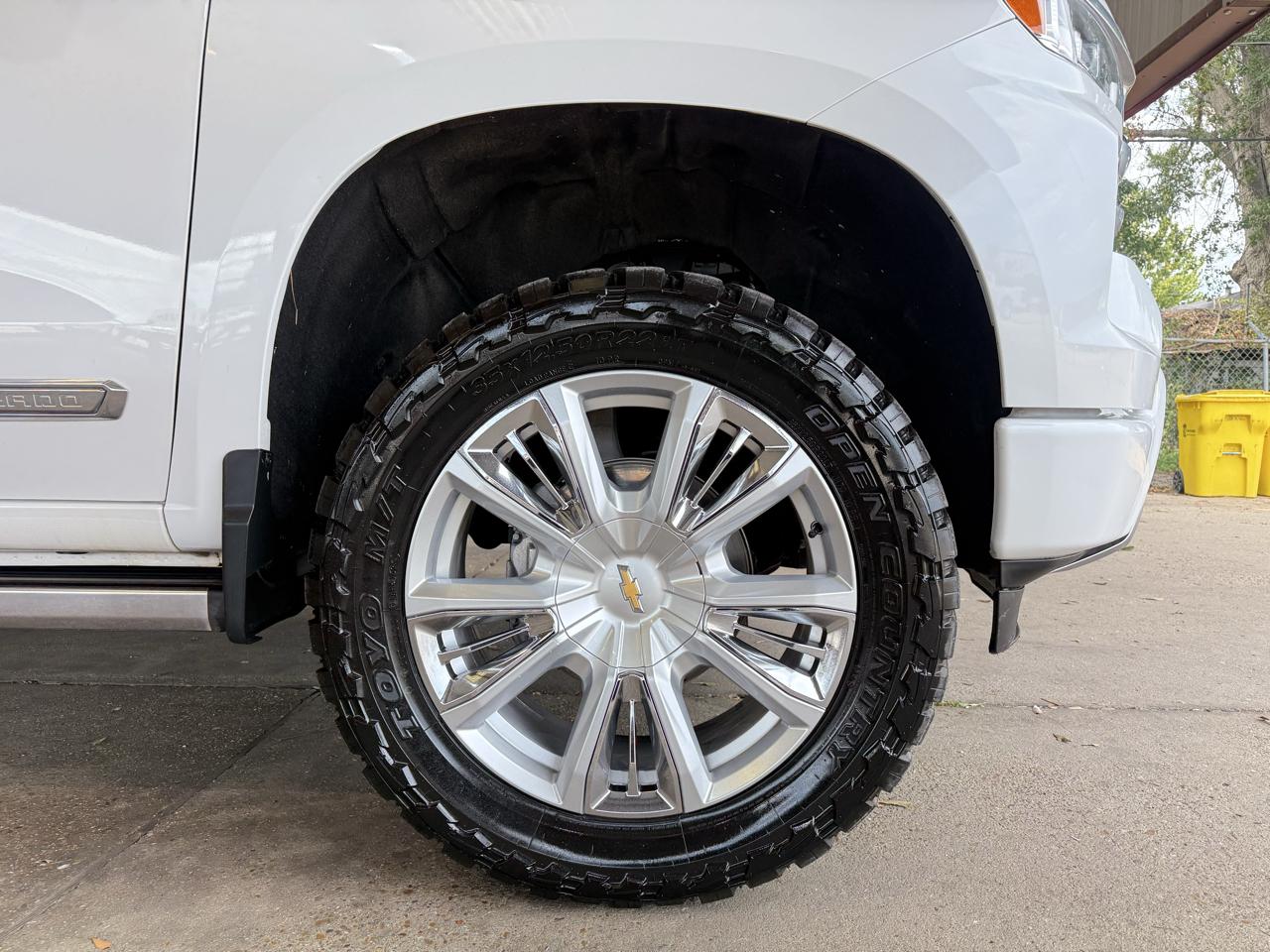 Chevrolet Silverado 1500 High Country Crew Cab 4WD 2023