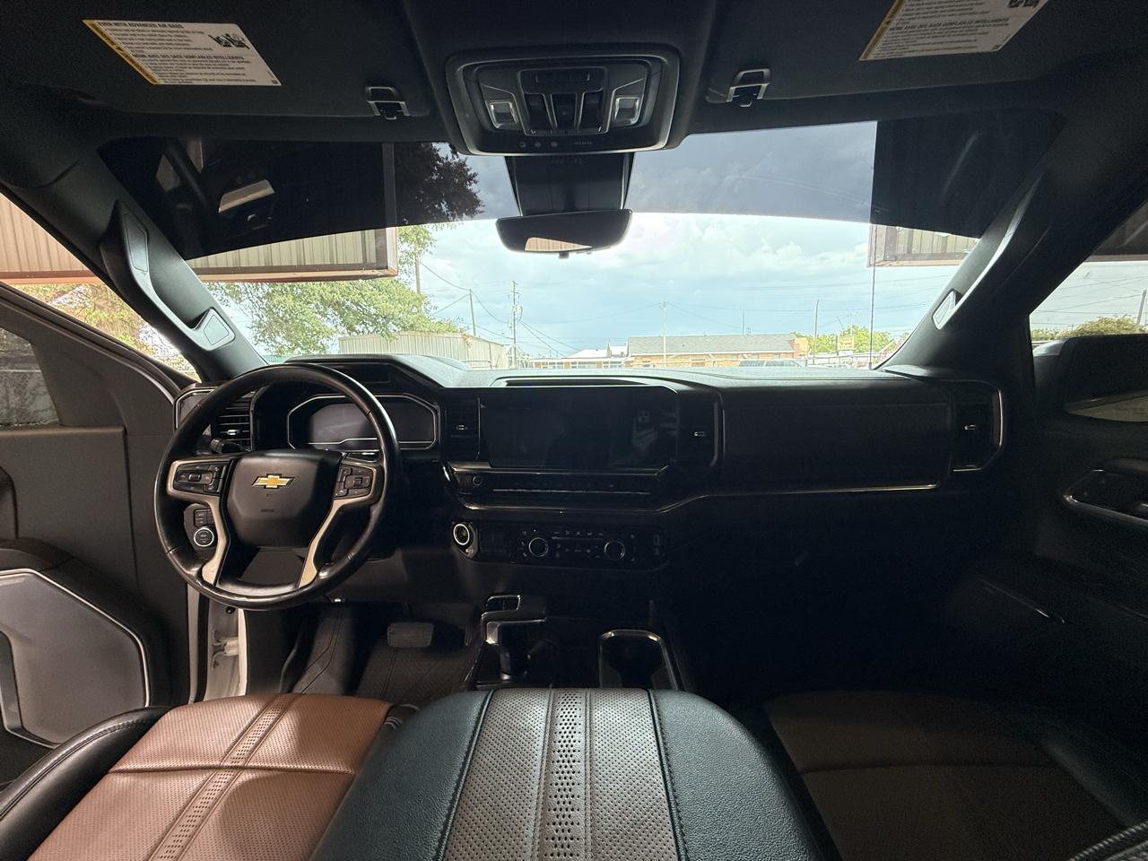 Chevrolet Silverado 1500 High Country Crew Cab 4WD 2023
