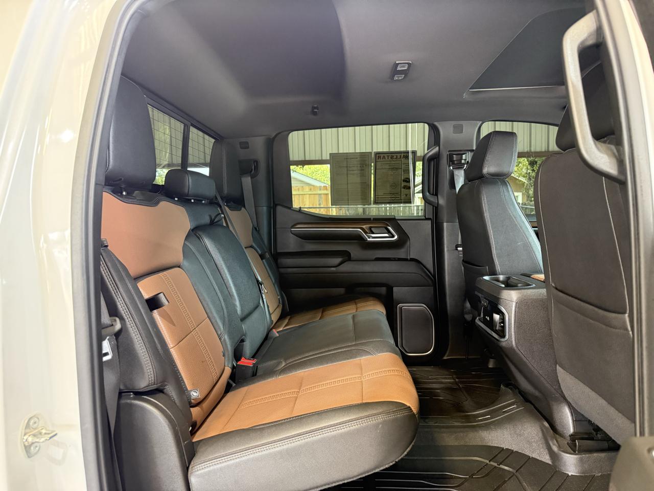 Chevrolet Silverado 1500 High Country Crew Cab 4WD 2023