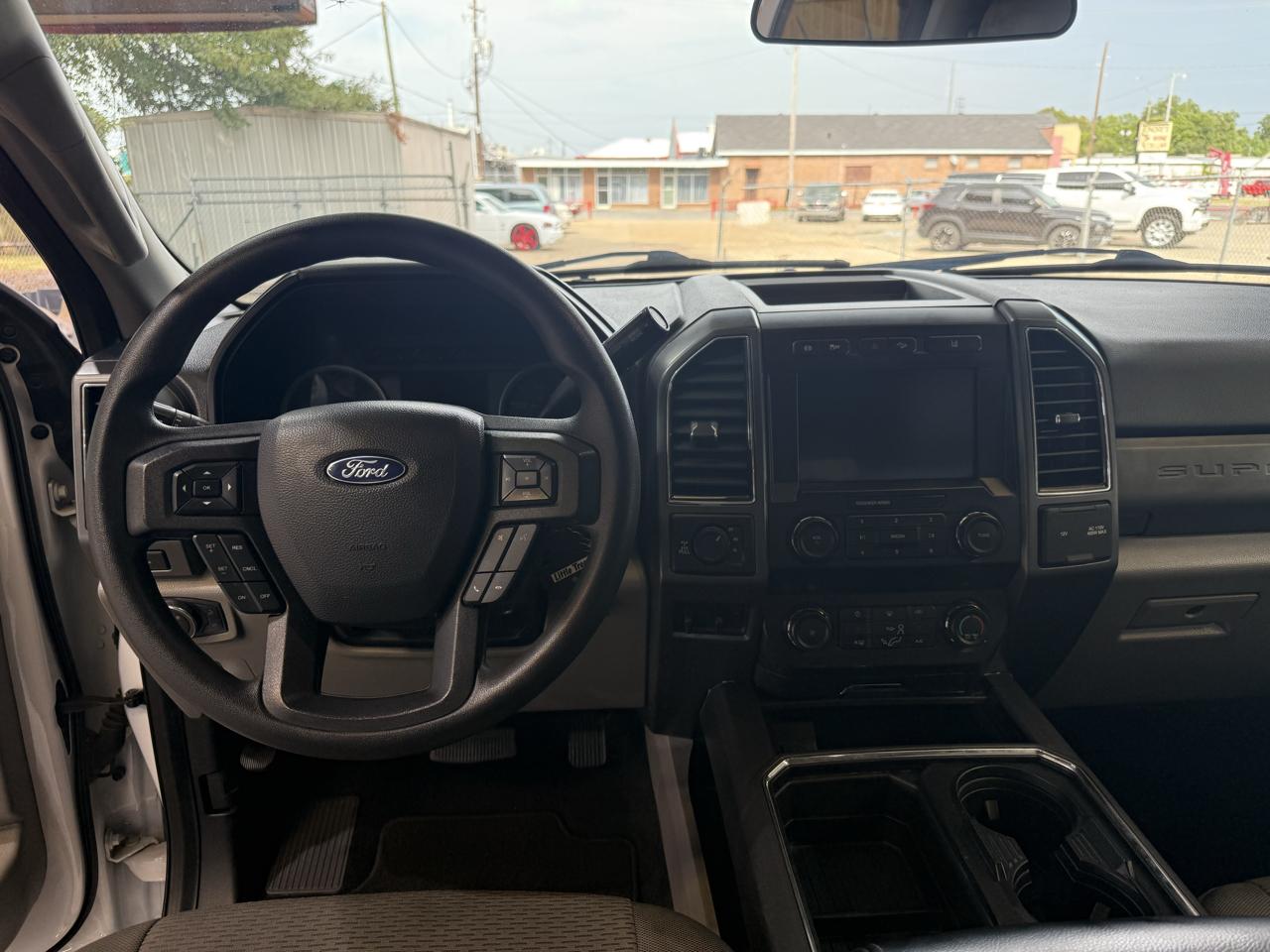 Ford F-250 SD XLT Crew Cab 4WD 2020