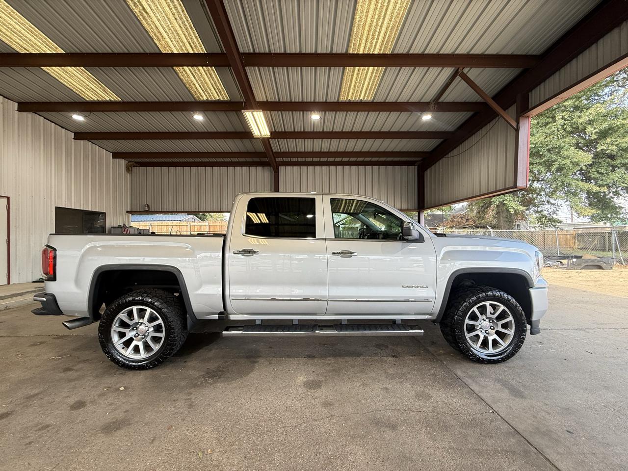 GMC Sierra photo 6