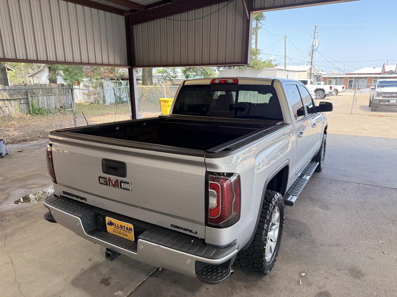 GMC Sierra photo 10