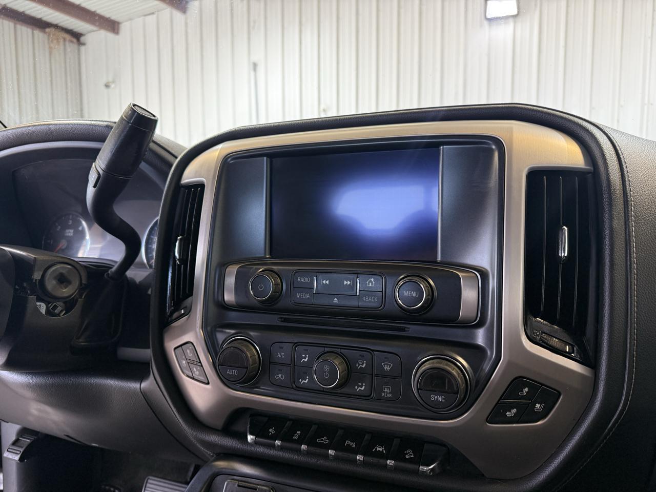 GMC Sierra photo 16