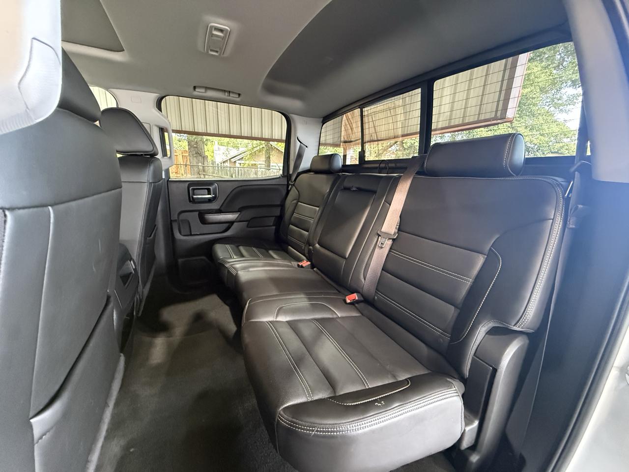GMC Sierra photo 18