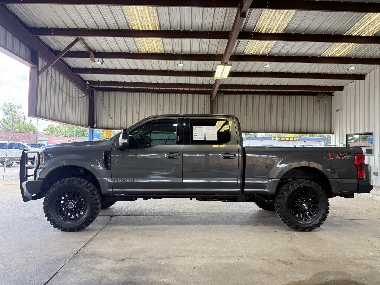 Ford F-250 photo 3
