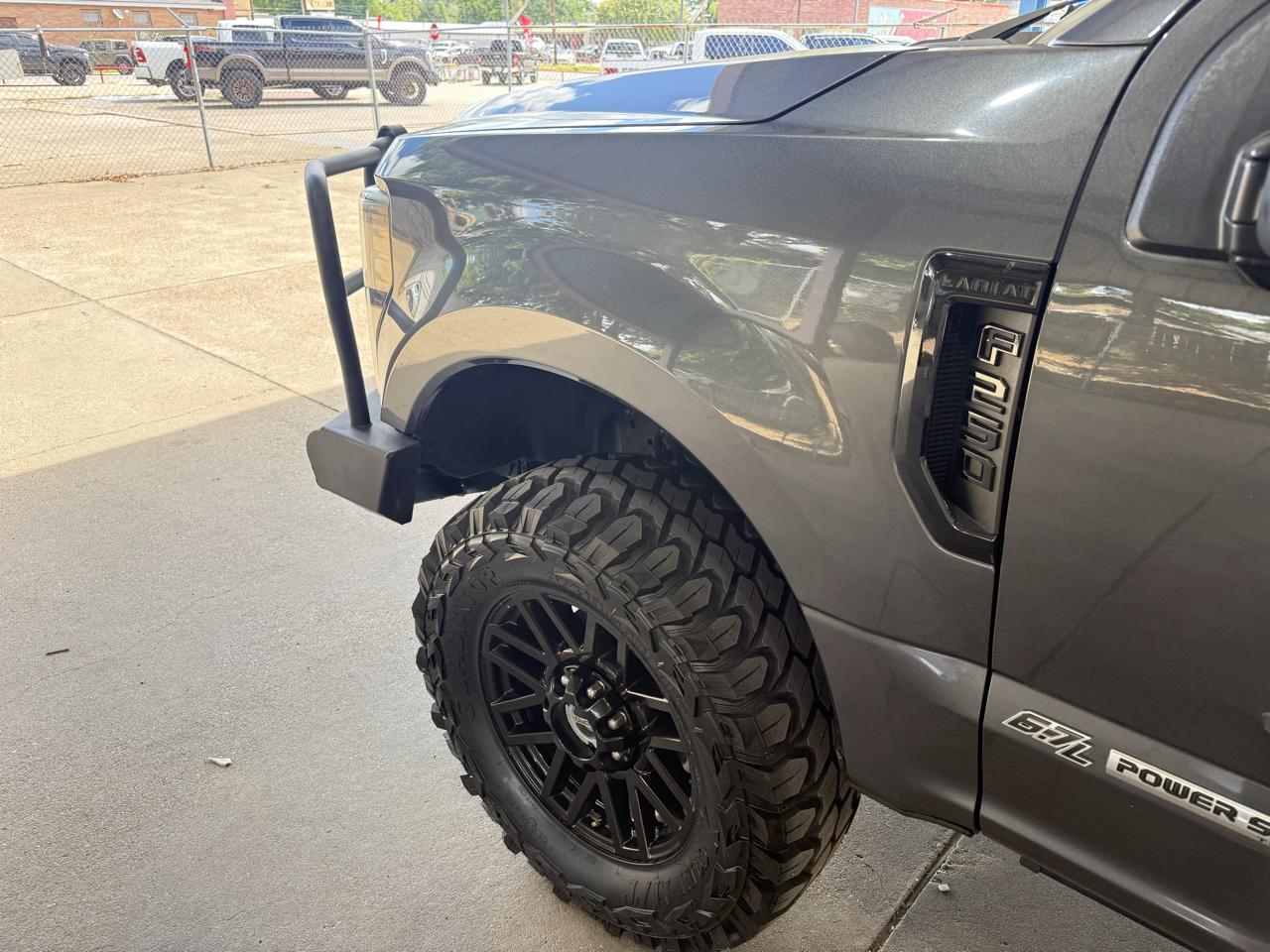 Ford F-250 photo 9