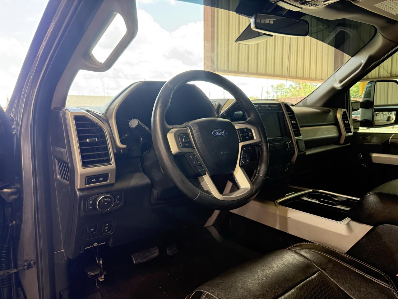 Ford F-250 photo 13